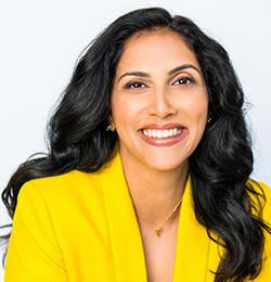 Geeta Nayyar Headshot